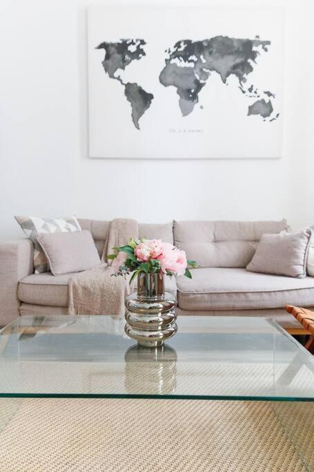 Stylish Haven-near Brunnenmarkt Appartamento